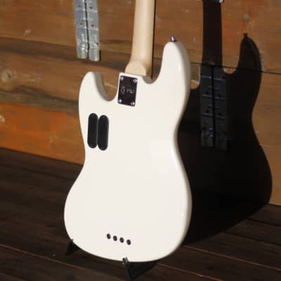 Sire Marcus Miller V3 2018 - Vintage White image 13