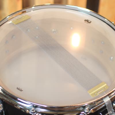 DW 5.5x14 Collector's Maple Piano Black Super Solid Snare Drum - SO#1288923 image 6