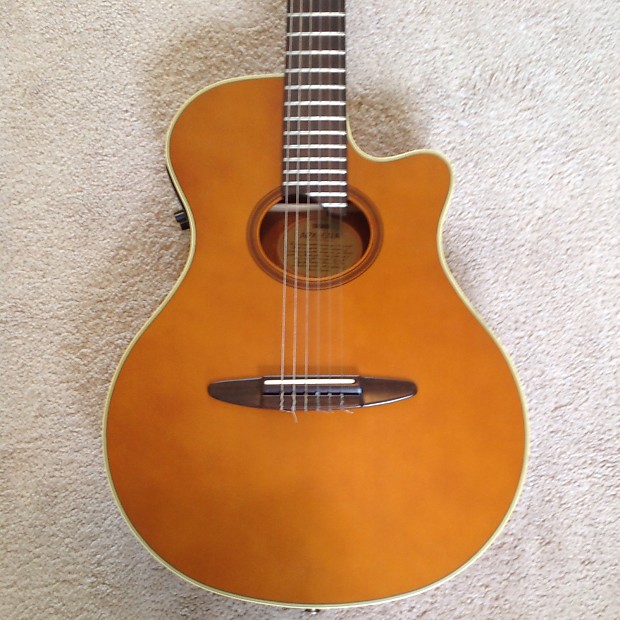 Yamaha APX-6NA electric classic guitar - nylon classical acoustic