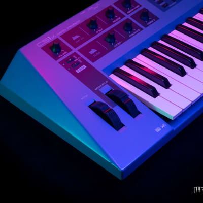 Yamaha CS1x Control Synthesizer. 90's Trance synth.