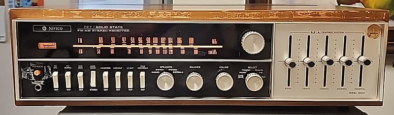 Vintage JVC/Nivico 5003 Receiver Amplifier Powers On - Spotty Functionality  			