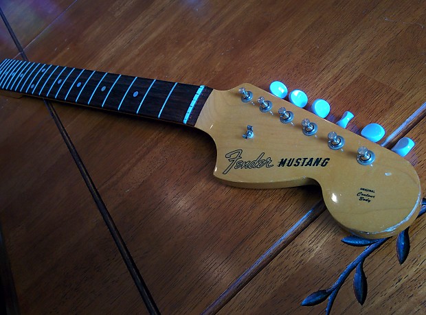 Fender japan Mustang ネック
