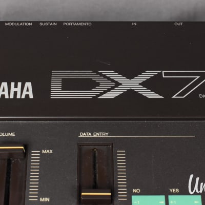 YAMAHA DX7 Digital Programmable Algorithm Synthesizer【Very Good】 image 18