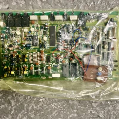 Korg Poly-800 Main Board KLM 596 (2)