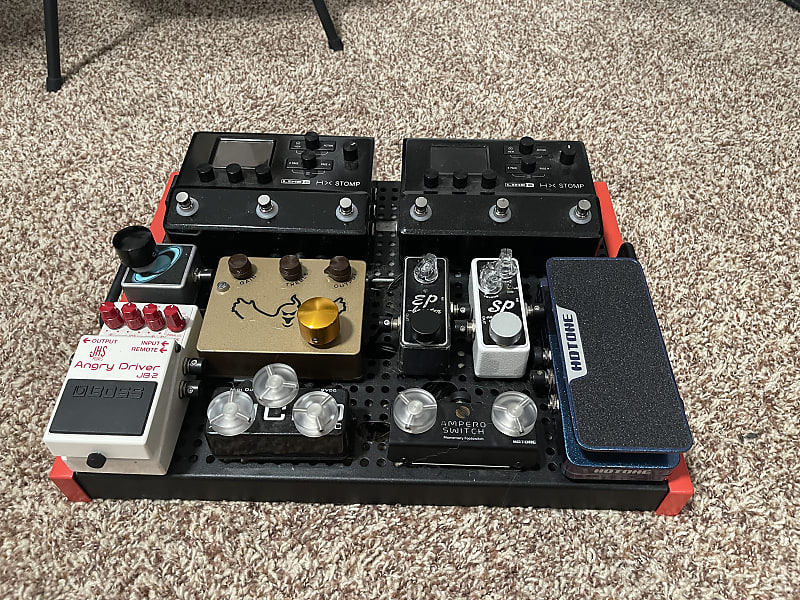Complete guitar pedalboard setup Two HX Stomp Reverb