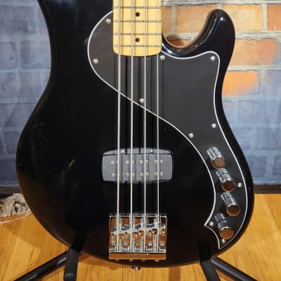 Squier 2015 Deluxe Dimension Bass IV Black image 7