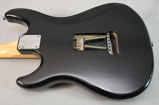 Yamaha SE203 Electric Guitar Black Professionally Set Up Yamaha SE203 Electric Guitar Black Professionally Set Up