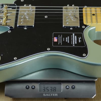 Fender American Professional II Telecaster® Deluxe, Maple Fingerboard, Mystic Surf Green US21015187 image 3