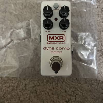 MXR M282 Dyna Comp Mini Bass Compressor | Reverb