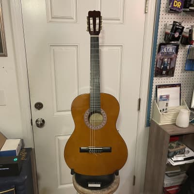 Lucida  LG-520 Student Classical Guitar - Full Size (4/4) w/soft case - Nice! image 2