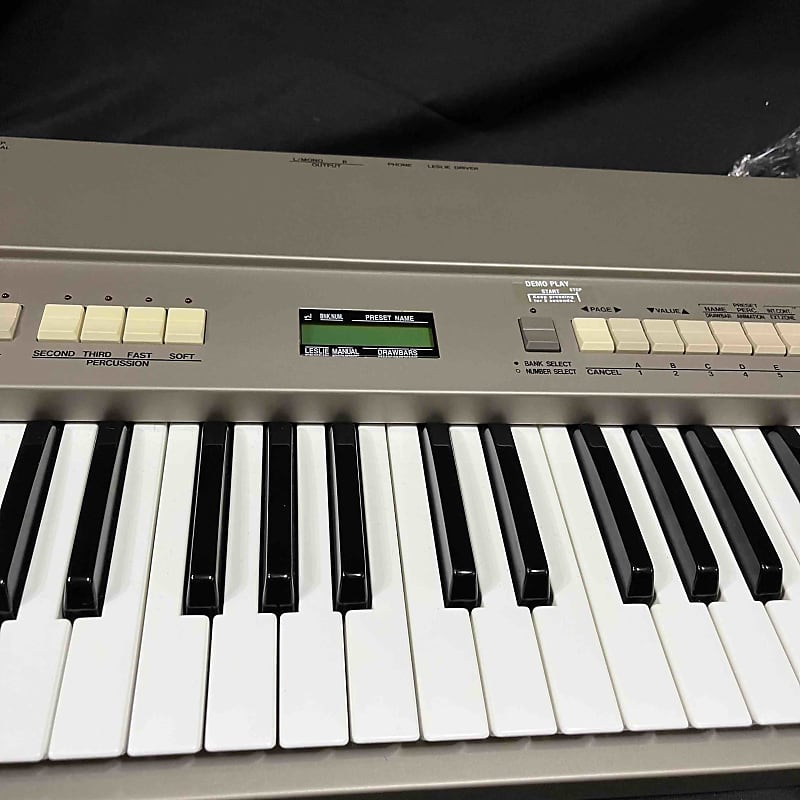 HAMMOND XB-1 Vintage Keyboard Synthesizer Organ Suzuki Made