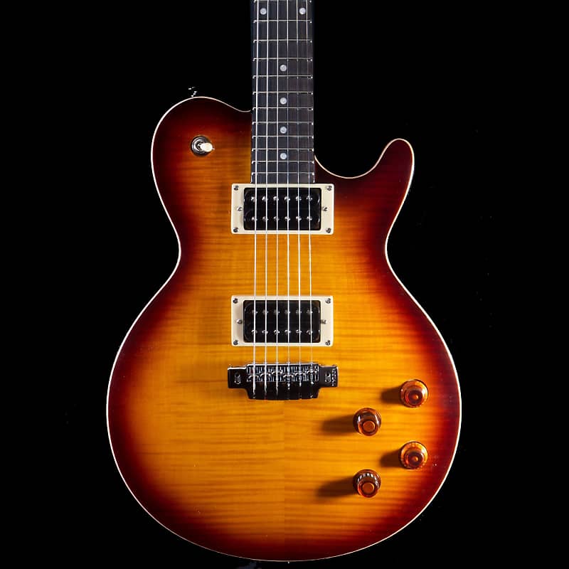 Line 6 James Tyler Variax JTV-59 (Tobacco Sunburst) Guitar