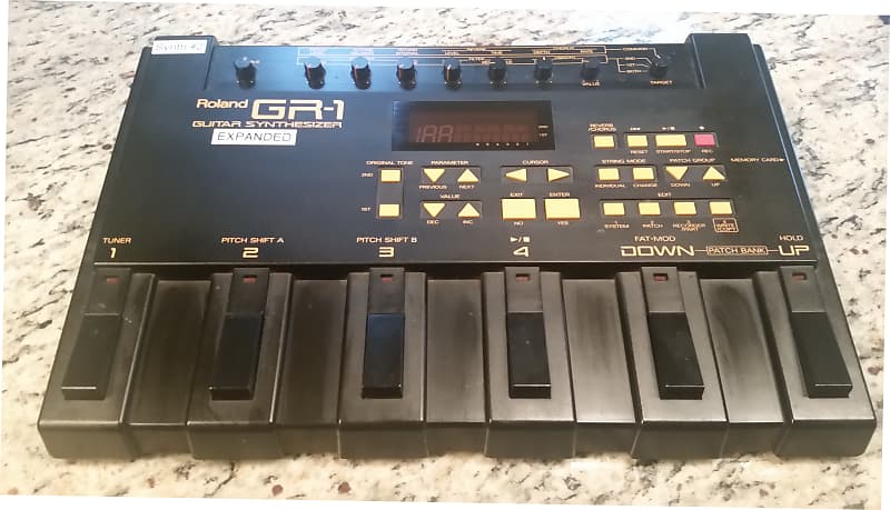 Roland  GR-1 Expanded 2000 Black image 1