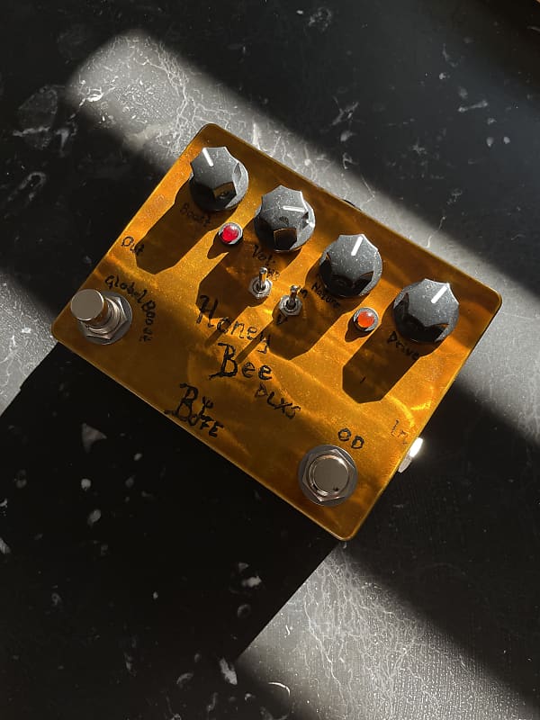 BJFE Honey Bee Deluxe Overdrive (4-Knob)