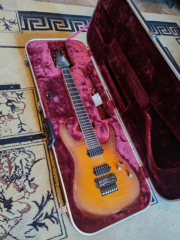 Ibanez J Custom RG8527 (JCRG7-1) + Bareknuckle Painkiller
