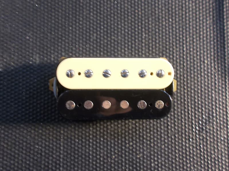 Daewon Humbucker Pickup 1990s black/cream | Reverb