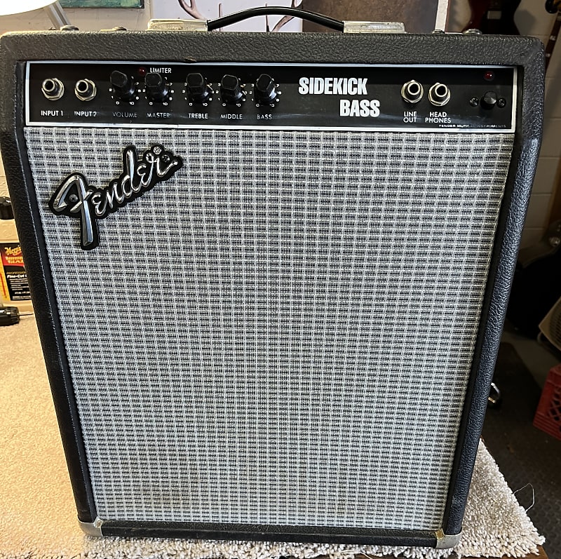 Fender sidekick 100 BASS シリアル000001 FENDER SIDEKICK BASS 100/100 BASS HEAD (NO. 023-1800) for