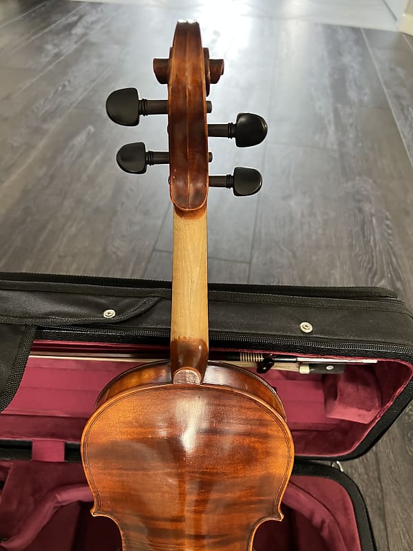 Andreas Eastman VL305 4/4 Violin | Reverb