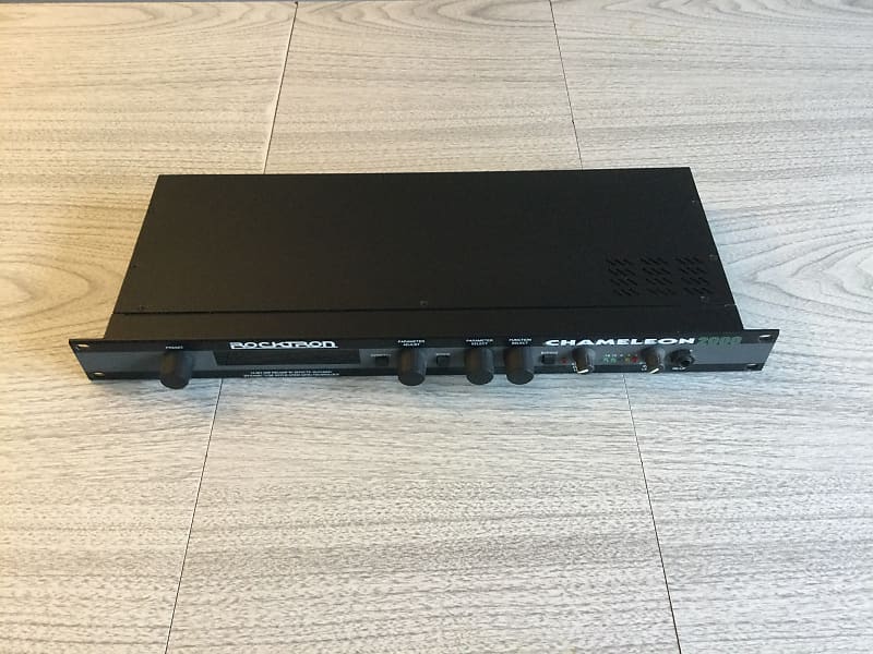Rocktron Chameleon 2000 multi effect rack | Reverb