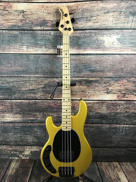 Stingray bass online left handed