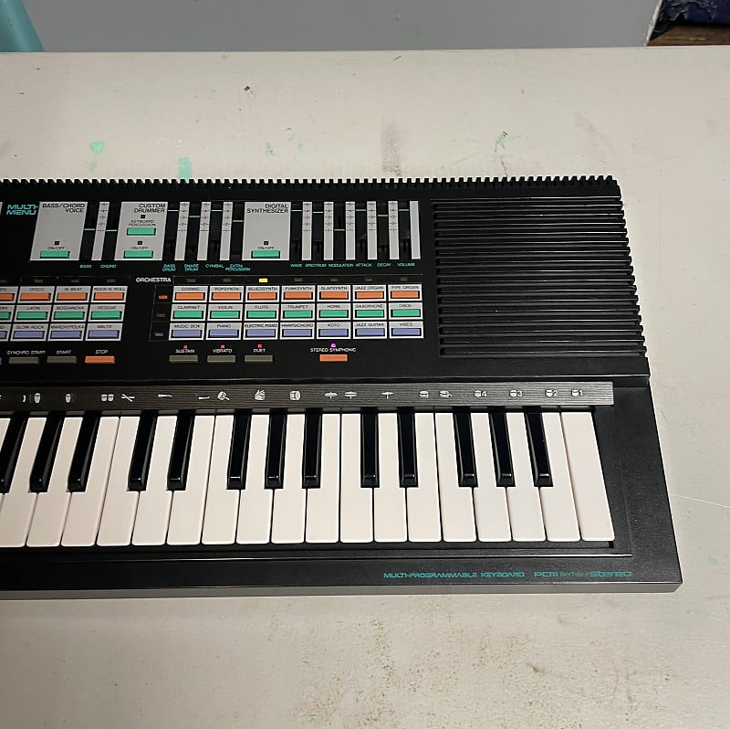 Yamaha Portasound PSS 570 FM Synthesizer with Midi! | Reverb Yamaha Portasound PSS 570 FM Synthesizer with Midi! | Reverb