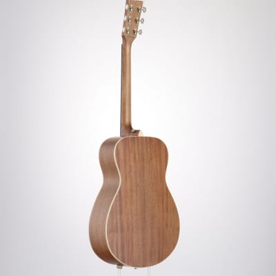 YAMAHA　Storia Amazon.com: Yamaha Storia III Acoustic Guitar, Chocolate