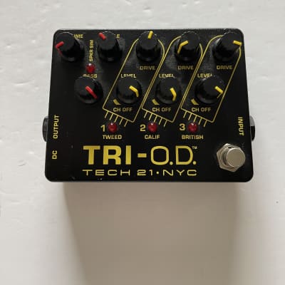 【人気機種】TRI-O.D. TECH21 ギター用 Amazon.co.jp: tech21 / SANSAMP TRI-OD [ギター用プリアンプ