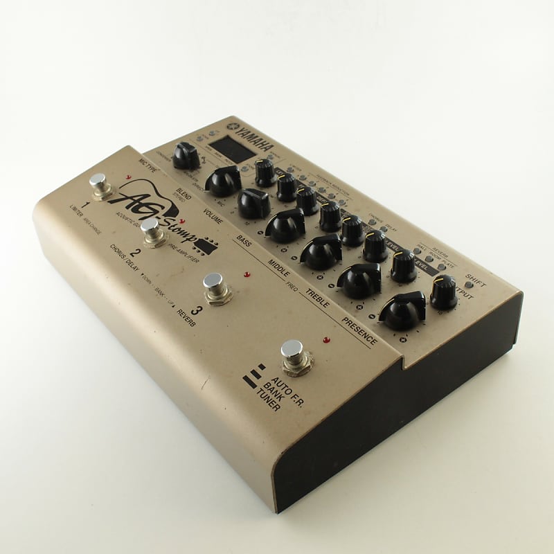 Yamaha AG Stomp Acoustic Guitar Pre-Amplifier Multi-Effect