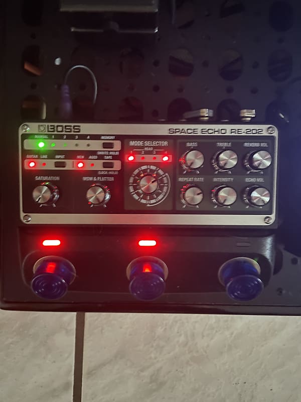 Boss RE-202 Space Echo