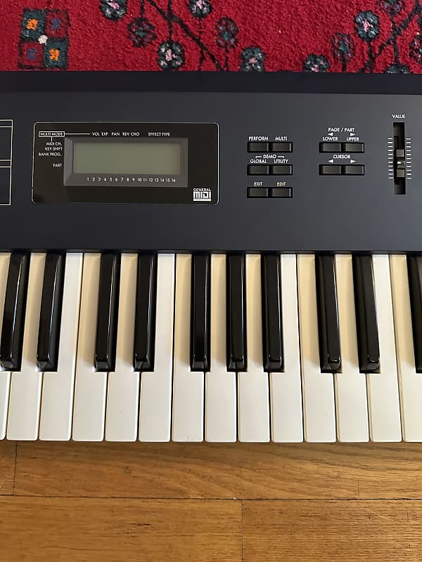 Korg N5EX 61-Key Music Synthesizer