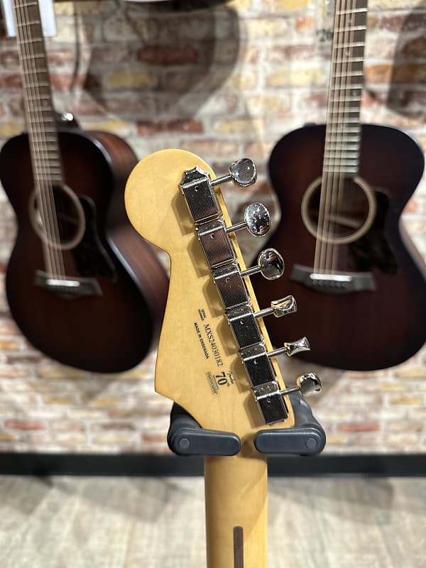 fender playerⅡ stratocaster hss サンバースト Fender Player II Modified Stratocaster HSS - Sunshine Yellow