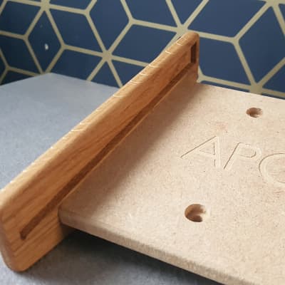Akai APC Mini Oak Stand (ONLY) from Synths And Wood with VESA Mounting image 10