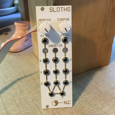 Nonlinearcircuits NLC 8HP Triple Sloth white panel slow chaotic modulator