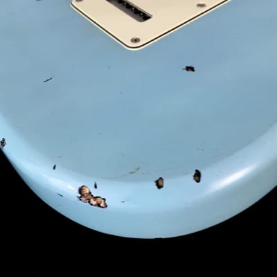 LEFTY! Custom Fender Heavy Relic ST60s Aged Daphne Blue Nitro Over Black Ash Strat 7.4 lb image 19
