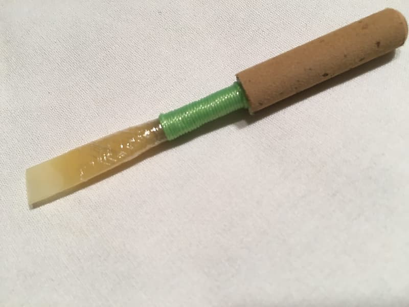 Singin' Dog Synthetic Oboe Reed Reverb