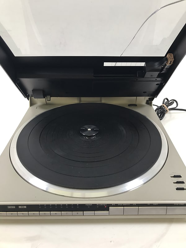 Technics turntable model SL-J3 high quality