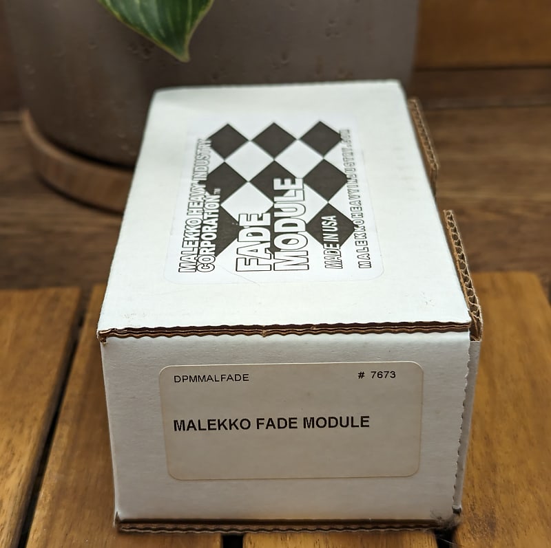 Malekko FADE (Vactrol Audio Crossfader) - Silver | Reverb