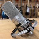 Audio-Technica AT4047/SV Cardioid Condenser Microphone