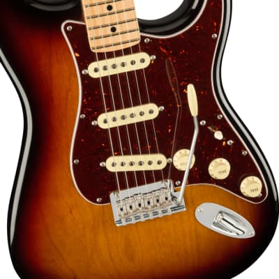 Fender American Professional II Stratocaster Maple Fingerboard, 3-Color Sunburst image 5