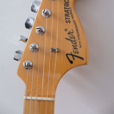 Fender Japan ST68-TX Stratocaster 2002-04, Vintage White MIJ CIJ image 3