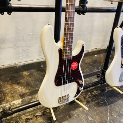 Used Squier Classic Vibe 51 P-bass Butterscotch Blonde | Reverb