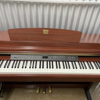 Yamaha Yamaha Clavinoa Digital Piano CLP-230 - Rosewood image 4