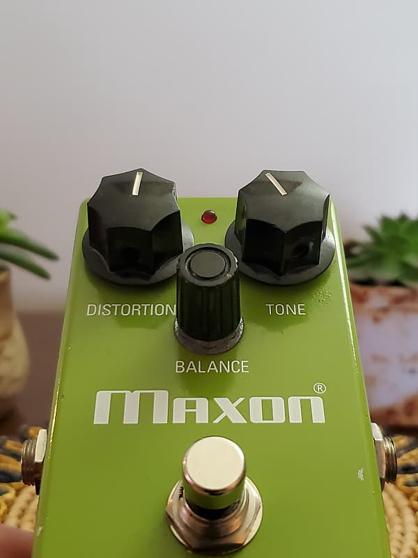 Maxon D&S II Distortion Sustainer Pedal