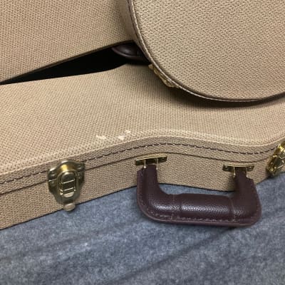 New B-Stock /Seconds TKL Hard Case for Rick Turner Model 1  Free ShippingGuitar Taupe/Brown image 3