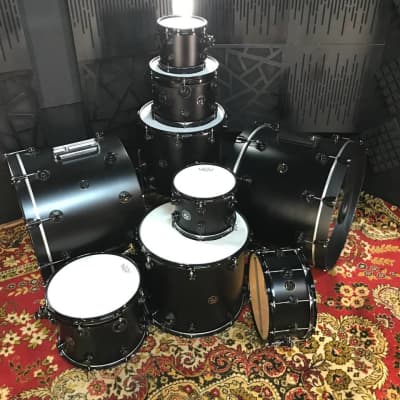 set drum double bass 24 matte hitamset drum double bass 24 matte hitam  