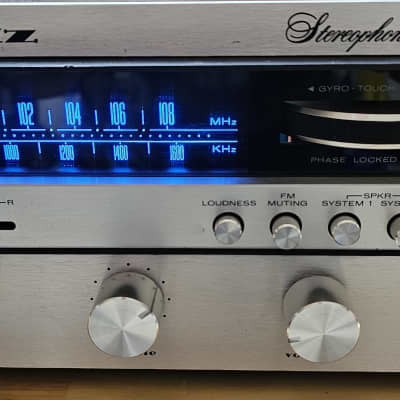 Marantz Model 2226 26-Watt Stereo Solid-State Receiver 1977 - 1979 - Silver with metal Case image 10