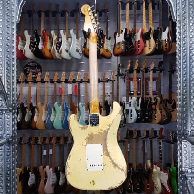 Fender   Ltd 60 Dualmag Ii Stratocaster Relic image 8