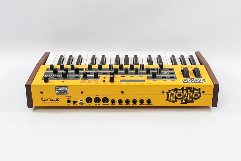 Dave Smith Instruments Mopho 32-Key Monophonic Synthesizer image 4