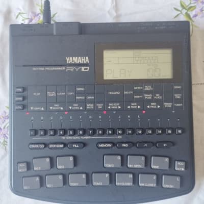 Yamaha RY10 - Black