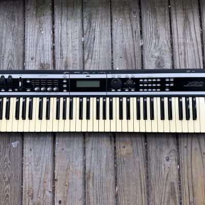 Korg X50 61-Key Music Synthesizer 2000s for PARTS